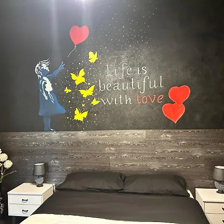 House Of Artist * Isolabona