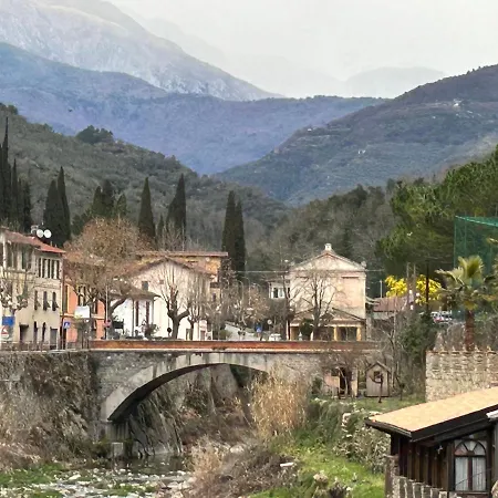 House Of Artist Apartament Isolabona