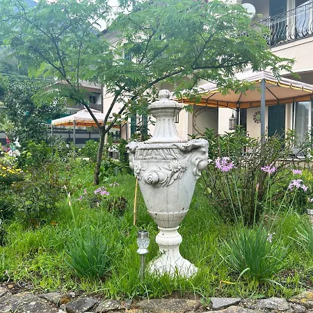 Apartment House Of Artist Isolabona