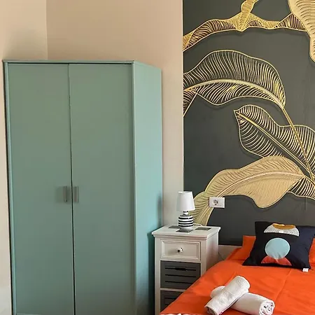Apartment House Of Artist