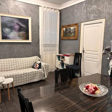 House Of Artist Apartament Isolabona