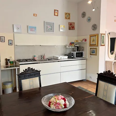 Apartament House Of Artist Isolabona