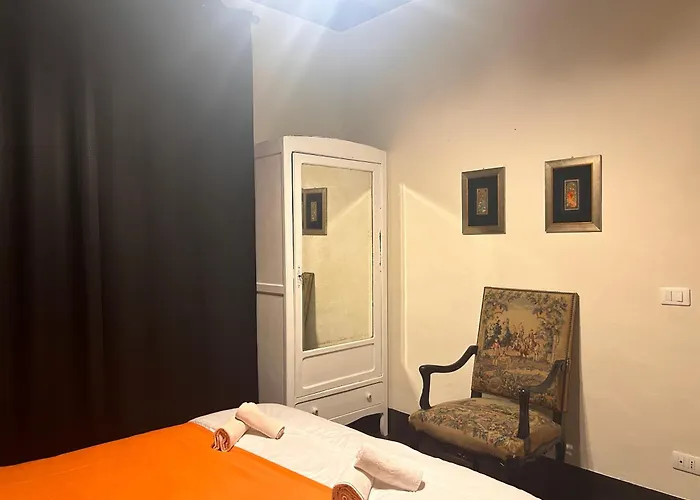 House Of Artist * Isolabona