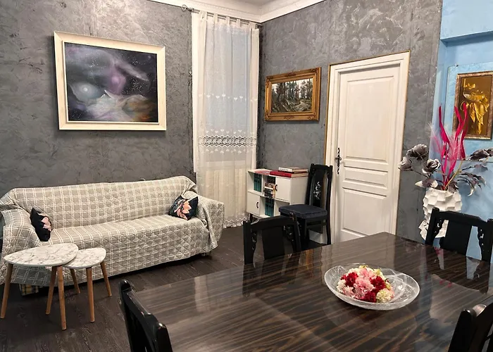 House Of Artist Apartman Isolabona