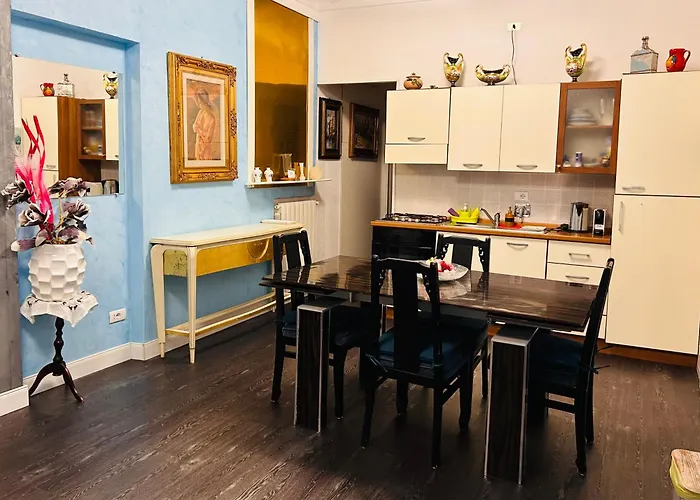 House Of Artist Isolabona